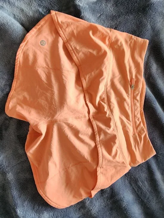 Lululemon Speed Up Shorts Womens Size 2 Coral Salmon Zip Pocket Logo Athletic - Picture 2 of 4